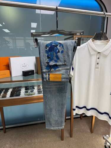 p家 2025春夏新款男士休闲牛仔裤，顶级品质！渠道订单，官网同步出售！！原厂订制牛仔全棉材质！适合休闲 正装各种搭配～日常通勤的极品！！尺码：29-38 没3