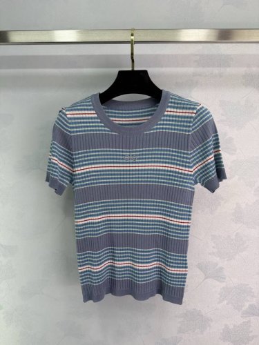 小众春夏新款时尚条纹针织短袖，蓝色系多色条纹，适合夏天穿，清爽透气。显白显气质 。1色3码Sml 。T226B