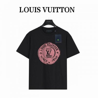 lv 路易威登 印章Logo 款号:Lv18 黑色 240克重磅小落肩100%棉T恤 Os版型 宽松有型好搭配 采用精梳紧密赛络工艺 面料更耐磨 袖口以及下摆三