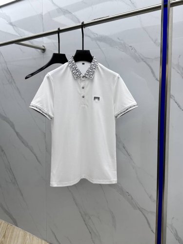 Dior 迪奥 2025春夏新款男士翻领polo衫短袖T恤 柜台同步发售 简洁时尚百搭 高端品质 胸前凹凸Logo设计 袖口特定螺纹针织完美拼色，定制进口双股丝