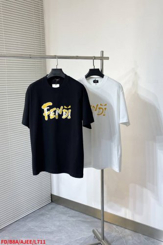 l711 Fd芬迪 2025夏装新款男女同款短袖T恤，！定制专属纯棉面料，定制原版工艺螺纹，胸前重工字母Logo工艺设计！简约大方，从容百搭，档次极高，完美融入