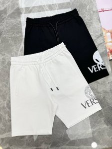 Versac*美杜莎25S夏季新款五分短裤！爆款推荐！侧身完美Versace搭配美度莎图形印花设计，完美的丰富大家的视觉感！时尚又好看！常规版型效果超赞！而且透