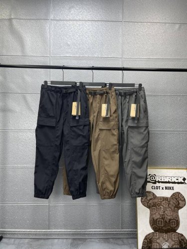 江南布衣 速写时尚高端 男士腰带工装口袋休闲束脚裤 优先好货！专柜同步！ 采用进口面料！着身挺括干练！打破原有的生硬感！更显活力与随意！ 轻松营造复古造型！将繁
