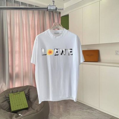 Loew*罗意威 2025夏季新款 个性字母Logo印花 定制面料300G 短袖T恤 男女同款 尺码：S M L Xl Xxl 五个码 颜色：黑色 白色 湖绿色