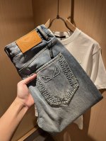 Fen*I 芬*迪2025春夏新款Fd家休闲牛仔裤！意大利原厂订单，Fd家族人气单品，代表性十足，规格感十足的精品，所有Fd粉丝都值得抢购的精品！纯正意代渠道订