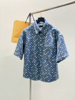 衣服 ，短裤 ，Louisvuitton 路易威登，2025春夏最新款，专柜同步有售，原单狠货，时尚休闲套装，上身很有特点！吸睛而有亮点，进口原版面料，顶级印花