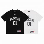 balsenciaga巴黎世家2025Ss新款美式字母斜纹布料贴布绣花情侣休闲短袖T恤 最高版本 定制面料290克100%双纱棉 美式字母斜纹布料贴布绣花 辅料