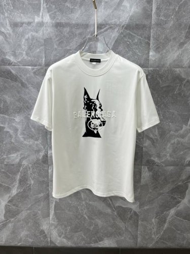 balenciaga巴黎世家 2025Ss春夏高品质纯棉短袖T恤，顶级原单品质，当下最新工艺要求，顶级订单要求车线做工，超级好搭配，顶级定制，搭配整件细节 ，品