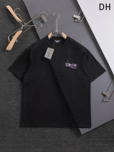 Balenciaga 巴黎世家 微宽版型S-Xl 25Ss新春走秀热卖专柜款新款 前后幅波浪可乐字母巴黎铁塔Logo印花短袖T恤复古味十足 巴黎每次的新品都必然