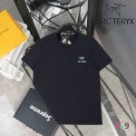 Arc‘Teryx 始祖鸟胸前拉链口袋无痕户外透气健身运动短袖T恤 -此款面料采用黑科技无感面料，抗皱、抗菌，袖口下摆均采用热压封边，后背透气设计，户外运动健身