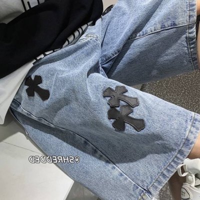 款号Xk2589 美式十字架牛仔短裤男夏季韩版宽松直筒Ins高街潮牌五分裤子 高街美式牛仔裤 夏季百搭 面料定制经过一流的高工艺水洗 质地紧密 色泽均匀 纹理清