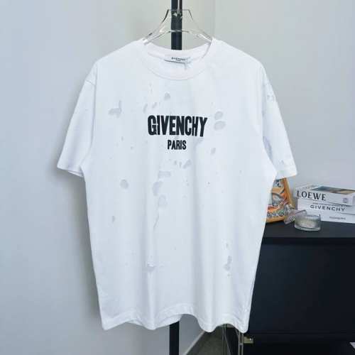 款号：D153 顶级版本 纪梵希Givenchy Gvc破洞大字母圆领短袖，康利数码直喷印花，300克纯棉复合面料，同缸同色织染螺纹 颜色一致，专柜同步上新 配