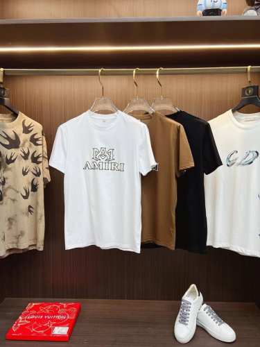 amiri 艾米 2025Ss春夏最新款圆领时尚短袖T恤，官网同步，专柜纯棉面料！贴肤舒适，耐看又好穿，经典简约Logo设计，原厂工艺一丝不苟，型男必备单品 码