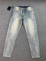 Lv 2025Ss春夏新款修身小脚牛仔裤 完美洗水工艺 定制顶级五金Logo 独家定制微弹面料 码数29-38 没35、37 021