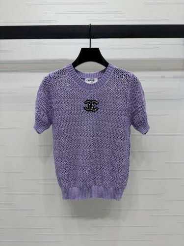 上新原单高端品质 Chane* 2025春夏最新系列！珠片微透针织短袖！定制进口纱线织造 质感高级 透气舒适 针织短袖上衣剪裁 通体利用细密钩针肌理交织 勾勒出