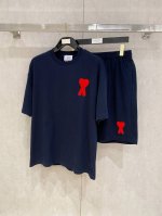 25Ss Ami Alexandre Mattiussi 重磅圆领短袖T恤短裤套装 选用330克双纱平织棉面料打造 重工刺绣工艺 男女同款 码数 S-Xl 颜色