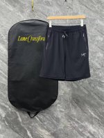arc 始祖鸟短裤夏季新一代冰丝弹力轻薄五分短裤 极品轻薄弹力面料，手感顺滑速干排汗轻薄透气，而且还具抗备皱 高弹性不形变的特性。炎炎夏日非常舒服 简单大气！大