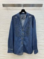 独家首发 原单品质 Er* Scen*25新款 V领蕾丝拼接牛仔衬衫 浪漫花YB定制水溶盘花蕾丝刺绣面料 美到入骨的优雅气质休闲风 经典V领怀旧复古街头风 做旧