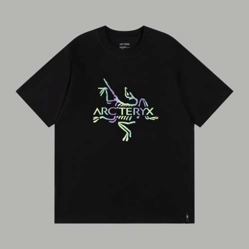 顶级版本 区别通货 款式：始祖鸟Arcteryx裂变Logo短袖 颜色：图片色 尺码：Xs-L 面料：300克双织纯棉 辅料：全套定制辅料 无性别区分 男女同款