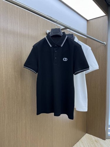 cd Ss早春新款 商务休闲通勤款,渠道精品唯美主义的英式裁剪艺术尽显男士魅力风采. 25春夏 专属标识Polo衫短袖T恤 经典的翻领裁剪工艺从未停止.既不单调