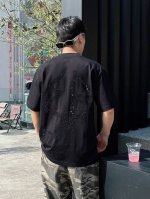 balen* 顶级货品2025春夏新款首发专柜最新款短袖圆领T恤 高端订制 设计前卫时尚！品牌Logo重工艺设计 高端定制260克面料.手感柔软.穿着舒适.专柜
