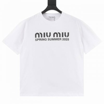 Miu Miu缪缪 25Ss 大Logo字母做旧印花短袖T恤 轻奢主义 男女日常通勤穿搭必备单品 正确版本 随意对比 详细特征 260克100% 纯棉双纱汗布面