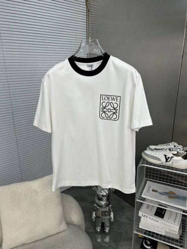 LOEWE罗意威 2025ss春夏高品质高克重索罗纳纯棉T恤，工艺品级别，重工工艺，尊享好货，车线做工符合精品要求，超级好搭配，品质及剪裁设计都堪称一流，高定面