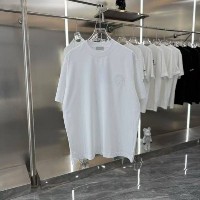 dior迪奥2025Ss新款拼色面料割破绣花字母情侣休闲短袖T恤 最高版本 定制面料290克双纱 拼色面料割破绣花字母工艺设计 辅料 开模原版过鉴定领标100%
