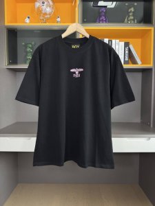 Boy Eastern2025新款印花圆领宽松T恤，采用240克双纱布料，男女同款 颜色：黑，粉 尺码：M-Xxl 款号：717