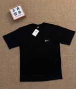 顶端刺绣品质耐克Nike 基础款短袖宽松男女同款情侣款 采用抗菌260克新疆长绒棉重磅面料 透气舒适 怎么洗都不起球透气轻柔的短袖 让您穿着舒适一整天 品质在线