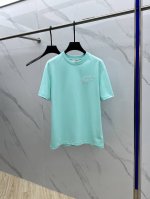 vltn*华伦天奴 2025春夏新款首发专柜最新款短袖圆领T恤 高端订制 设计前卫时尚！品牌Logo重工艺设计 高端定制长绒棉面料.手感柔软.穿着舒适.专柜级别