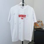 款号：D154 顶级版本 纪梵希Givenchy Gvc破洞大字母圆领短袖，康利数码直喷印花，300克纯棉复合面料，同缸同色织染螺纹 颜色一致，专柜同步上新 配