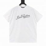 Louis Vuitton 路易威登 25Ss 签名Logo字母发泡印花短袖T恤 三标齐全 采用高端索罗娜布料 ， 前后采用绒面发泡工艺 手感非常舒服 Os落肩