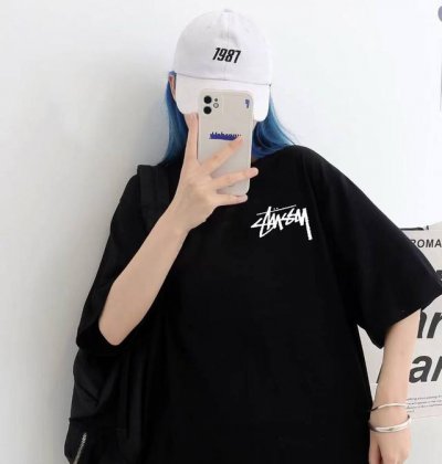 stussy 斯图西彩绘皇冠圆领短袖半袖T恤 面料采用260克纯棉双纱食毛面料 双线二本针压线 久洗不变形 原版定制三标 高端进口印花 随意水洗 情侣可穿 男女