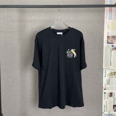 A11 loewe 罗意威 25新款 300高克重短袖 Sunafuiita联名大白兔吃草刺绣工艺 重磅面料 定制拉架罗纹同缸同染 三标齐全 男女同款 匀均细致