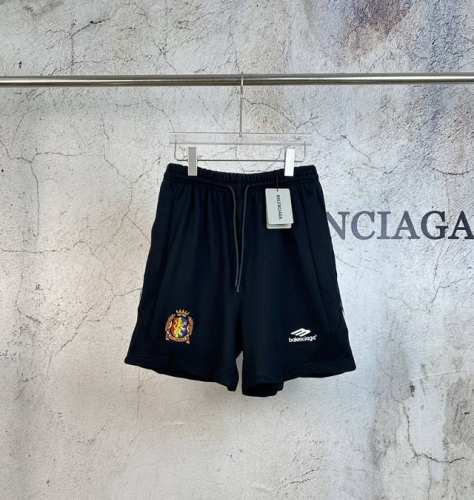 80 原单 款号：Ab034 上新 Balenciaga丨巴黎世家 24Ss Sports联名款曼联足球刺绣短裤 采用面部32支单精梳紧密纺底6支精梳棉做洗后3