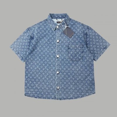 顶级版本 路易 Lv 2025Ss新款牛仔短袖 提花刺绣牛仔短袖衬衫 轻奢主义 男女日常通勤穿搭必备单品 正确版本 欢迎对比 详细特征 采用98%棉2%弹力水洗