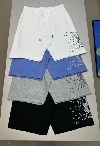 230 驴牌*25S新款情侣款五分短裤.官网同步！360G毛线圈棉质饱满柔软亲肤，无身材顾虑 此种设计的舒适感是无与伦比的～两侧无缝工艺.经典飞机Lv烫画造型立