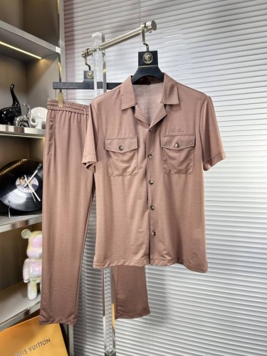 Lp* Ss25夏季新款休闲套装 贸易公司渠道订单，海外精品独家限定发售，经典即永恒，入手绝对值的！这种类型的套装也是懒人必备的一套，不用想怎么搭配，直接一套轻