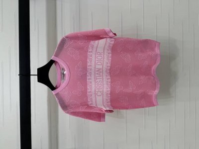 上新原单高端品质 Dio* 2025春夏最新系列！提花针织短袖！定制羊毛纱线织造 质感舒适 透气好穿 短袖针织上衣剪裁 双色交织 定色定染工艺 完美还原品相 圆