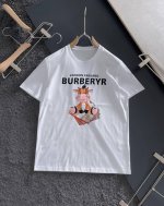 Bur*Berry 2025最新款情侣款元素系列印花圆领短袖 情侣T恤～ 春夏新品 高品质 时尚百搭潮款 定制进口面料 ！穿着舒适 透气 时尚不失个性 上身休闲