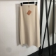P250款号20250627 Miumi*新款 纯色气质高腰开叉半裙，米白色，粉色，黑色，灰色，S-Xl， S码；腰围62弹力，长84