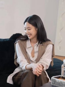 25Ssthe Row条纹Jennie同款休闲衬衫 可搭配明星同款牛仔裤Sml 条纹