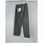雨舞者压胶冲锋裤 黑色 灰色 S-M-L-Xl Montbell 雨舞者全压胶冲锋裤｜户外机能与都市时尚并存 原版定做网格纹路面料，搭载三层Gore-Tex防水
