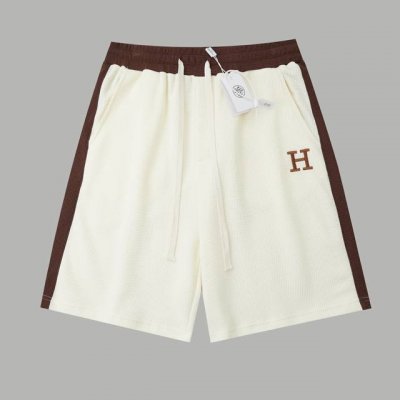 顶级版本 Hermes 爱马仕25Ss夏季新款 爱马仕的东西，从来都是高端人士的专属必备行头之一！毫不夸张的说，这款必定是今年春夏的超级爆款预定！ 裤后口袋H家