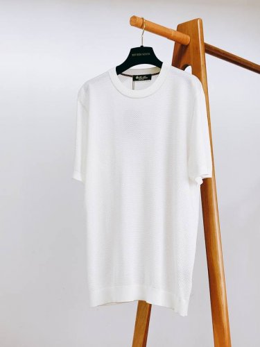 loropiana L. P2580Ss春夏新品 云棉通勤翻领，把米兰工坊穿成第二层肌肤 19姆米裸感棉暴击 220支双股海岛棉×冰川水洗工艺， 0.2Mm透气