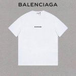 Balenciaga 巴黎世家 标识Logo字母印花简约圆领短袖T恤男女同款 面料：240克双纱高密度纯棉面料 - 工艺: 整件衣服采用精密压花工艺 - 男女同