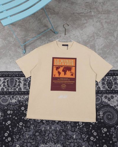 款F29 Lv 顶级版本.官网品质 Louis Vuitton路易威登 Lv 25Ss世界地图印花烫钻字母短袖T恤 采用原板独家定制280克32支双莎纯棉面料