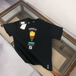 Fen*Di 芬迪 25Ss最新款百搭短袖T恤男女同款！！ 胸前刺绣薯条设计！特供定制面料！加上紧密纺纱工艺又使面料光滑紧密得到整体面料的高级感，大牌专业提供，