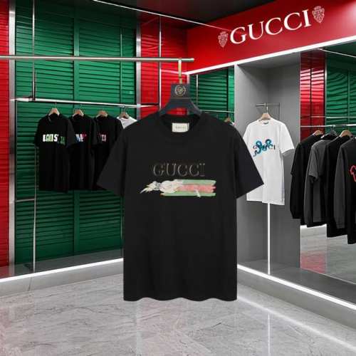 上新款号：G769 Gucci~古驰 2025新款高品质圆领短袖T恤 袖口车有进口绣花标 定制定染,手感非常舒服 超级百搭好看的一款短袖 三标齐全 非市场普通版